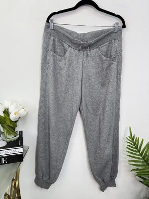 Pantaloni trening Puma 42