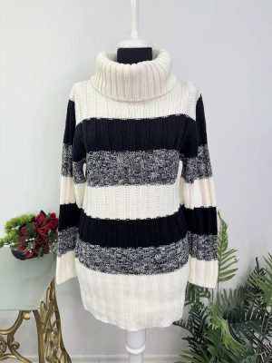 Pulover gros tricotat  cam s