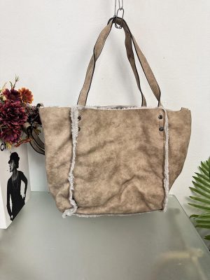 Geanta cu interior inblanit