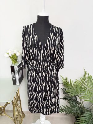 Rochie petrecuta elastica  L