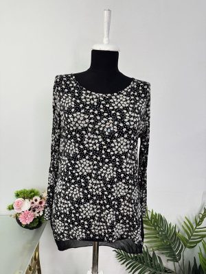 Bluza lunga cu spate interesant  cam M