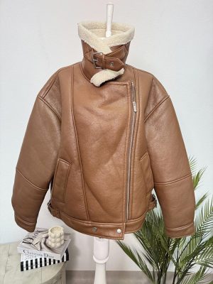 Geaca imitatie piele groasa cu interior inblanit Amiu 42