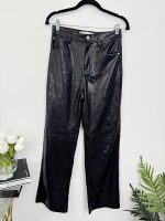 Pantaloni imitatie piele Bershka S