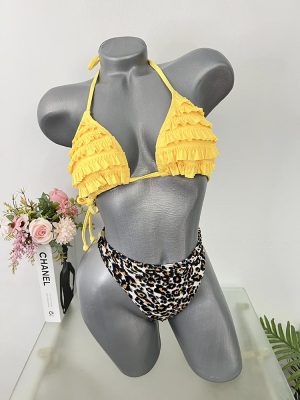Costum de baie doua piese sutien cu burete Chilot H&M 36